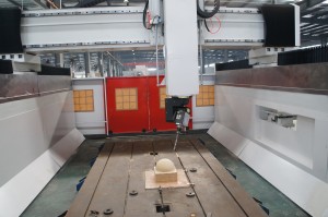 E10 vantage five-axis machining center（Applicable to a variety of materials）